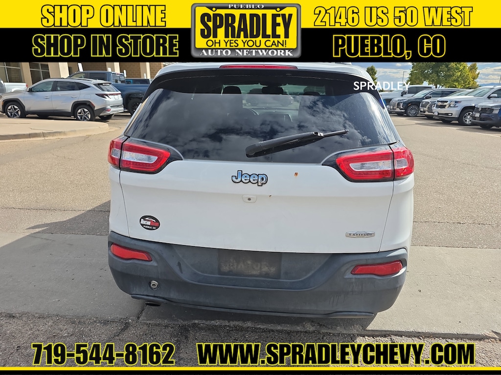 Used 2015 Jeep Cherokee Latitude FWD SUV