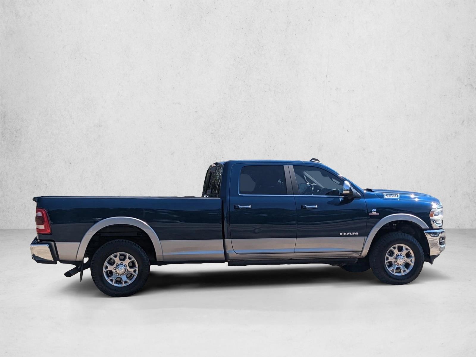 2019 Ram 3500 Laramie photo 4