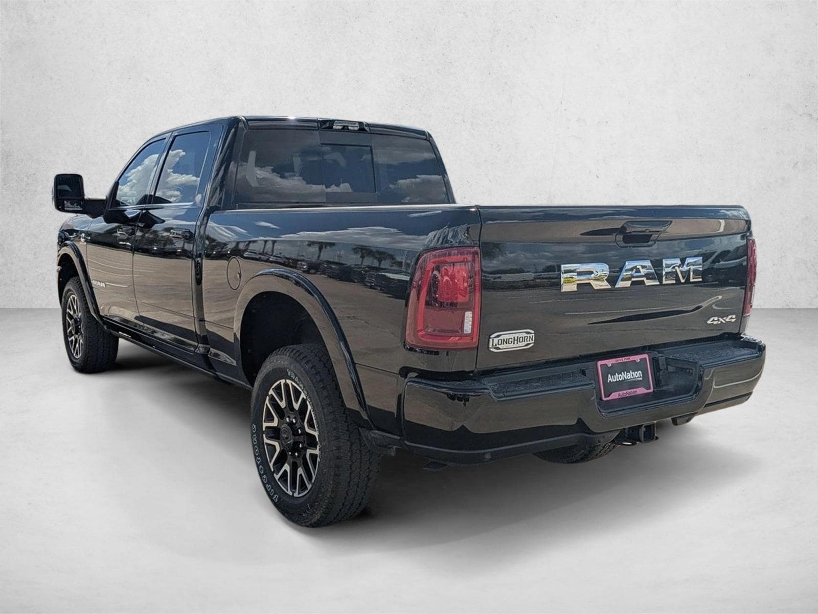 2026 RAM 2500 Limited - Photo 8