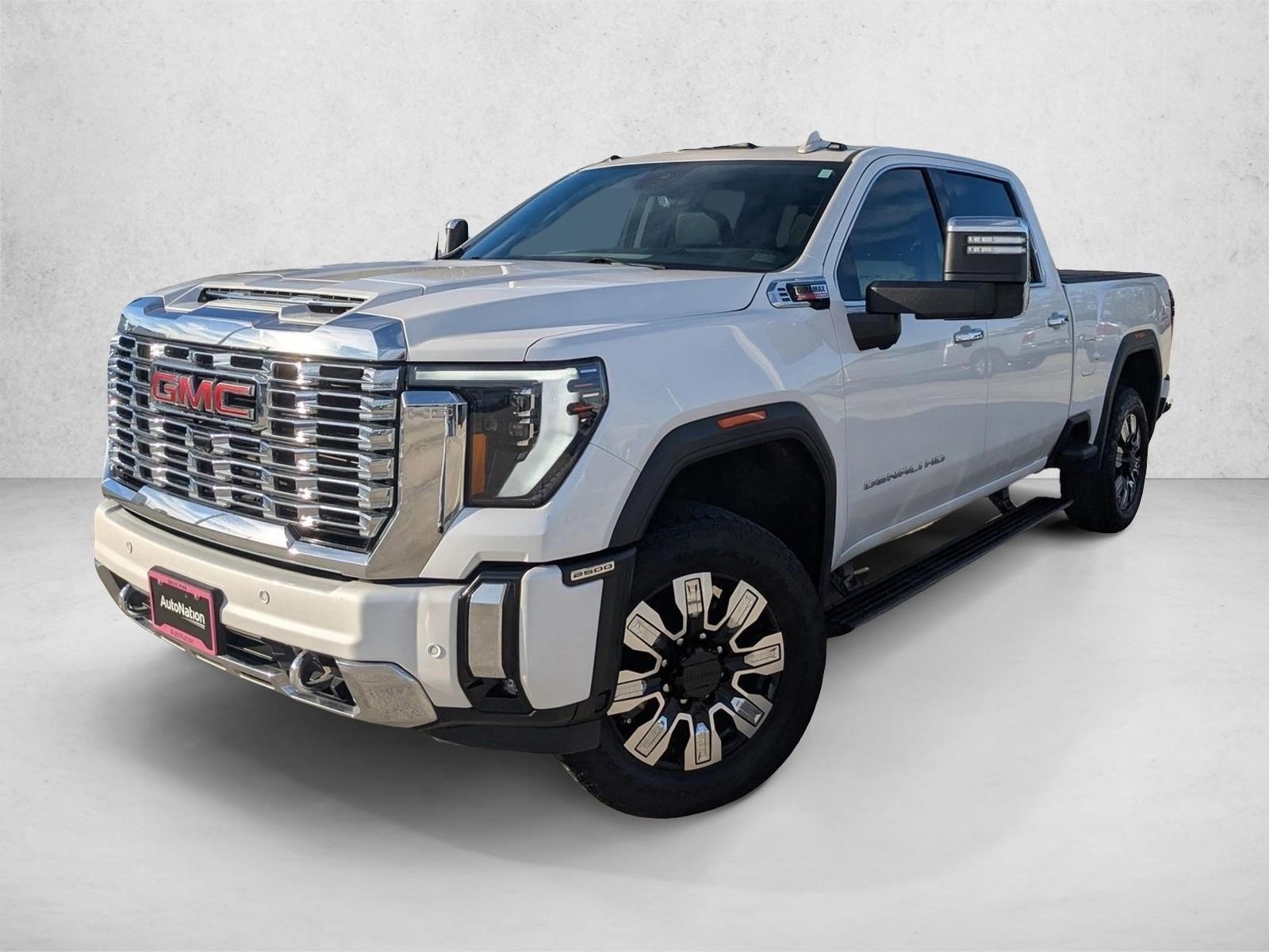 2024 GMC Sierra 2500HD Denali's photo