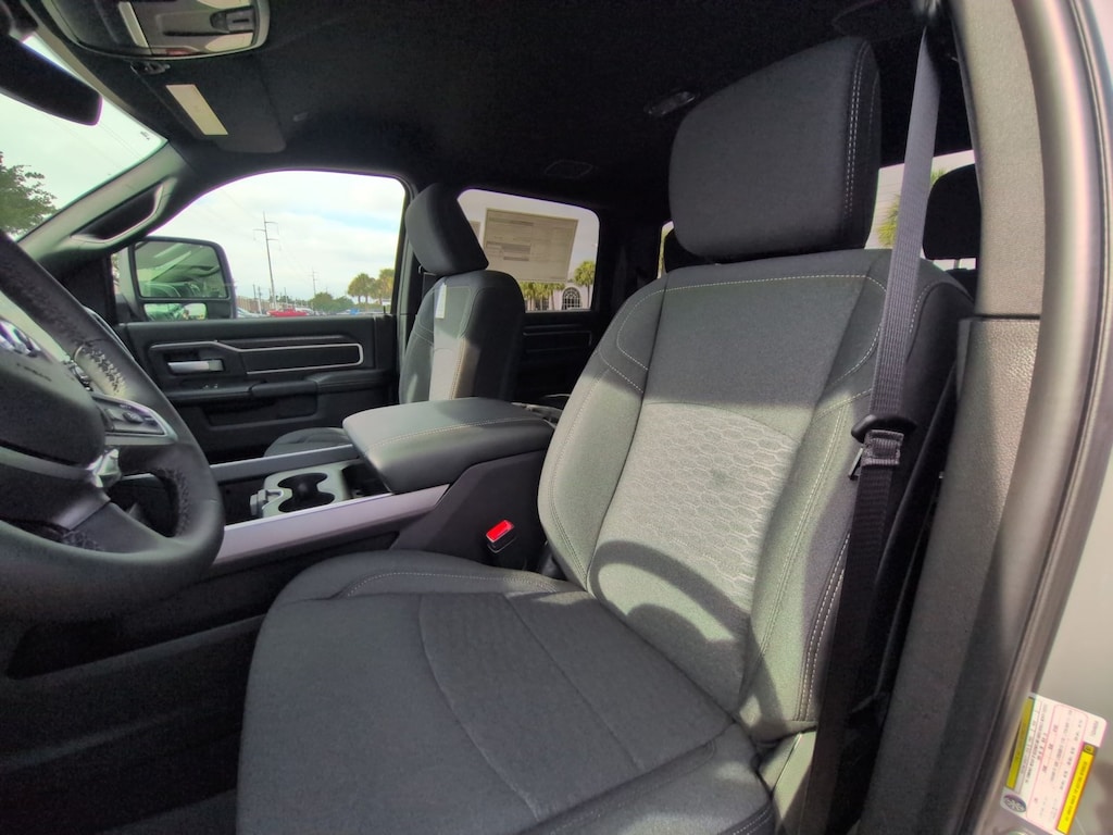 New 2026 Ram 3500 Lone Star Truck Crew Cab