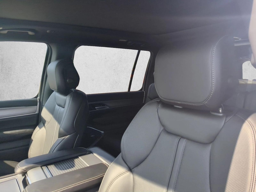 New 2026 Jeep Grand Wagoneer SUV