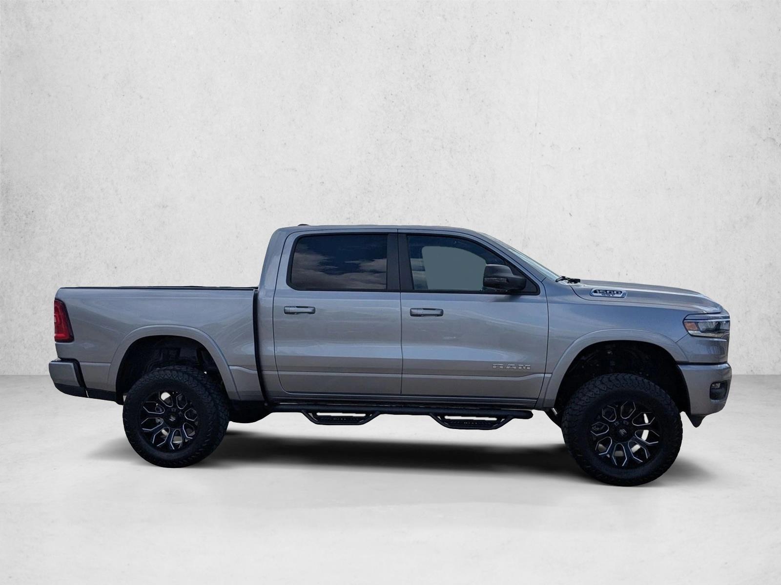 2025 Ram 1500 Lone Star photo 4