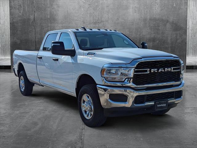 2024 Ram 2500 Tradesman photo 3