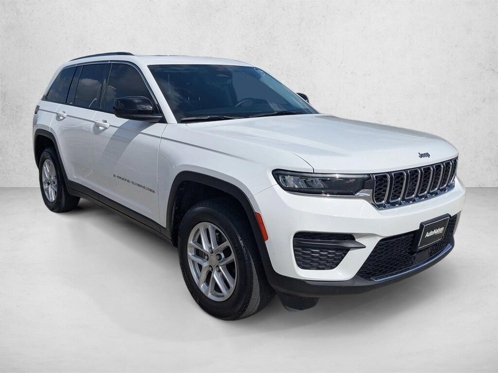 Used 2023 Jeep Grand Cherokee Laredo X Sport Utility