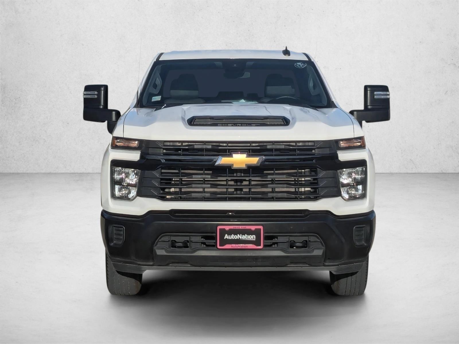 2024 Chevrolet Silverado 2500HD Work Truck photo 2