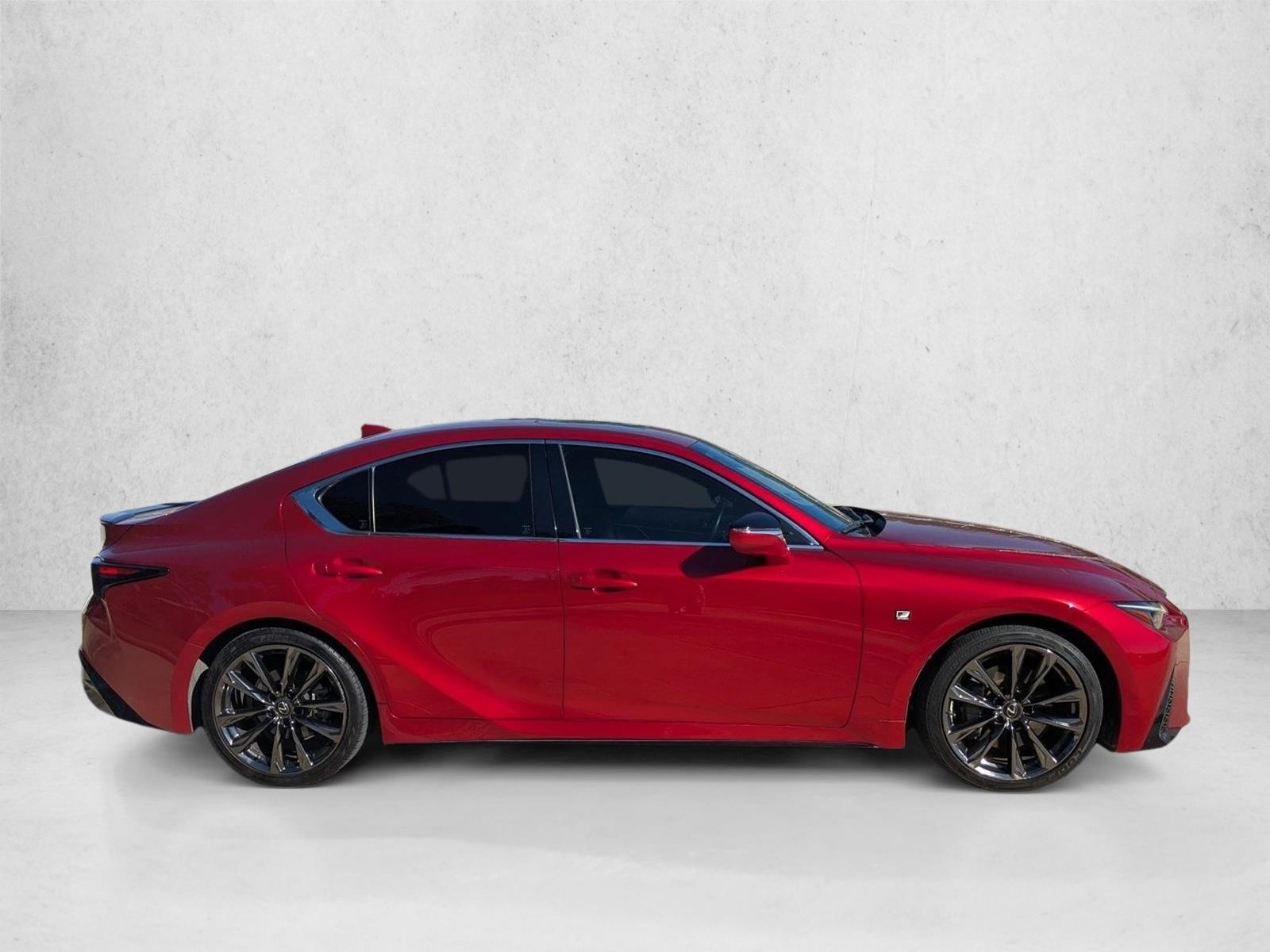2022 Lexus IS 350 F SPORT photo 4