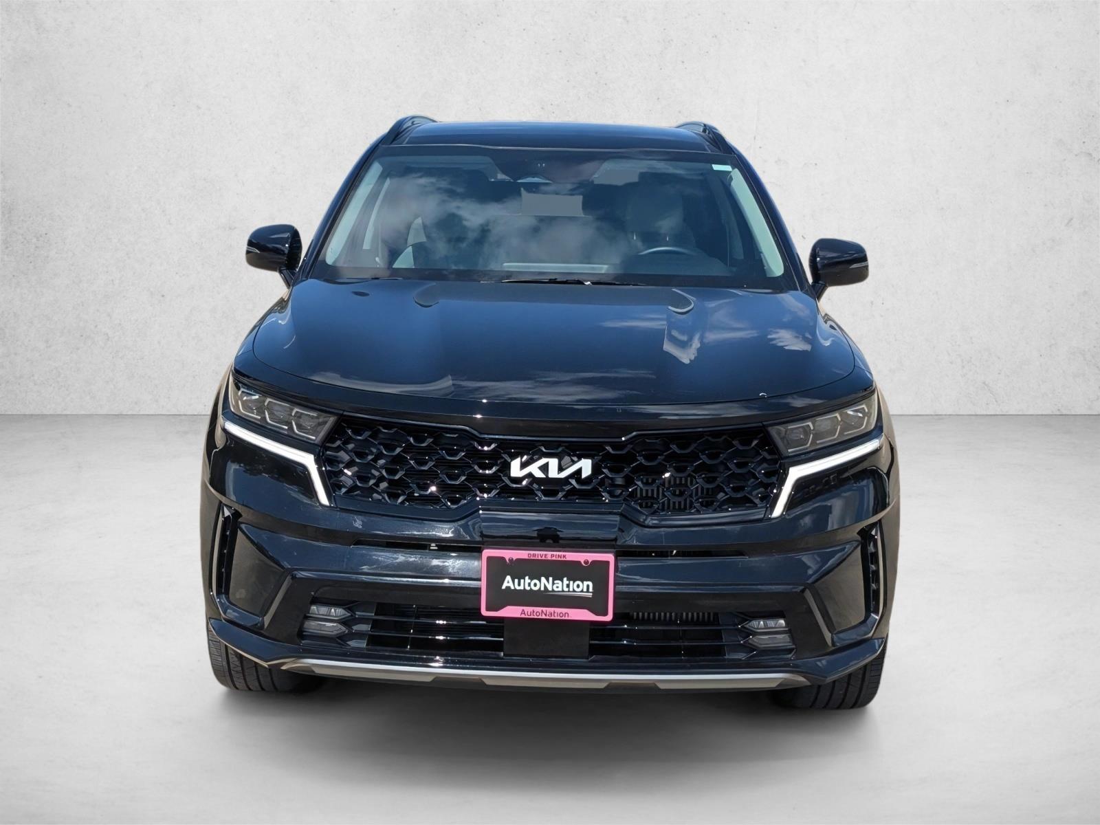 2023 Kia Sorento SX photo 2