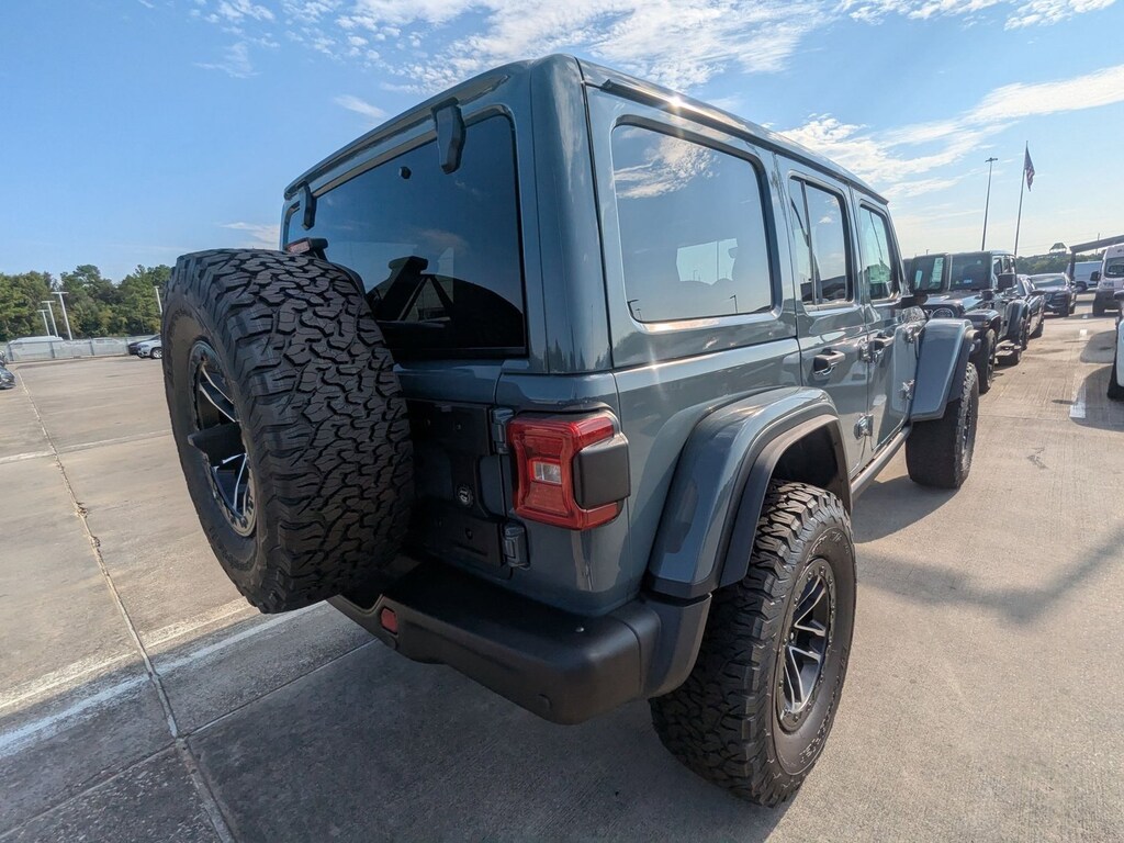 New 2025 Jeep Wrangler Rubicon X SUV