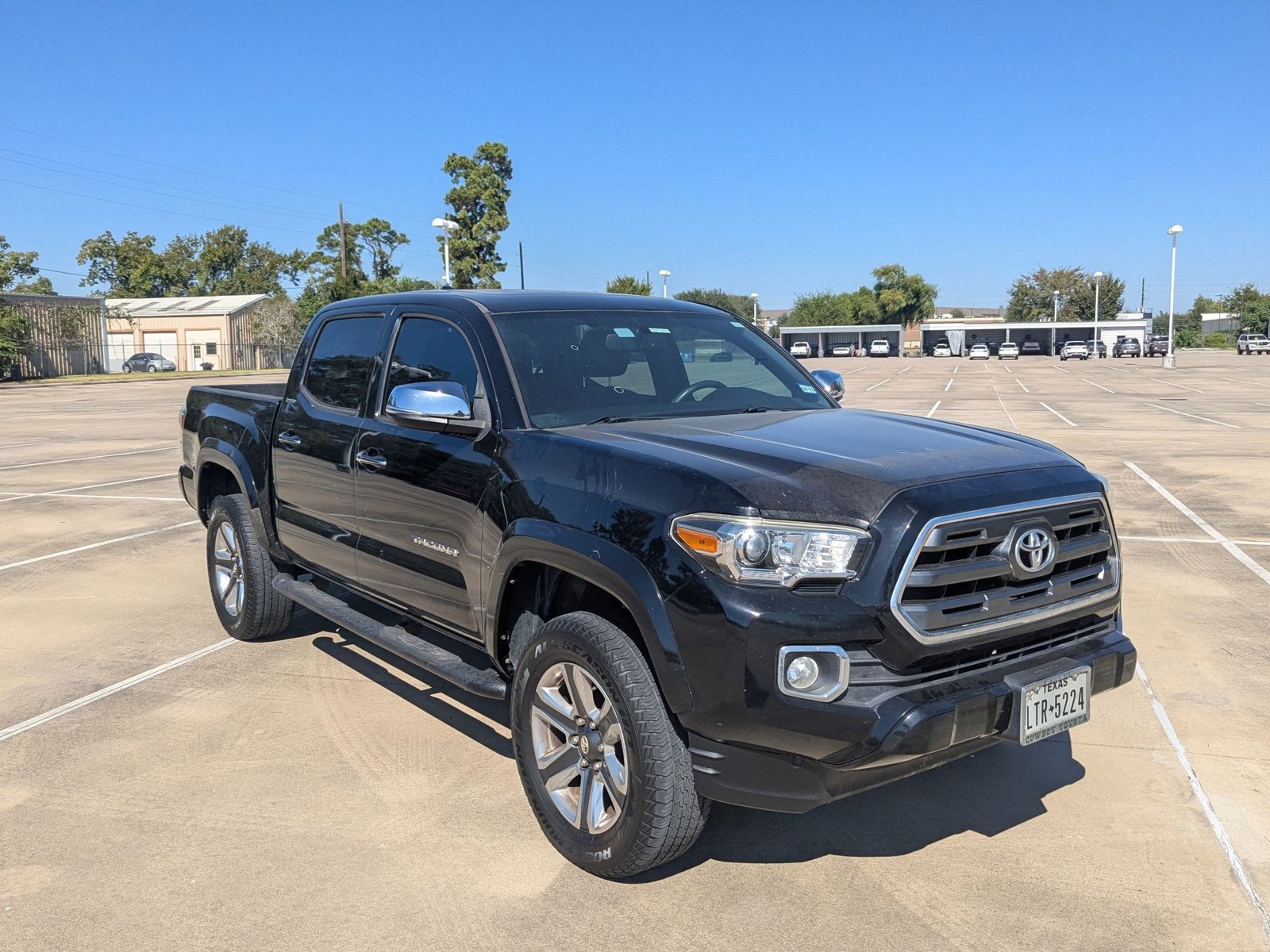 2016 Toyota Tacoma Limited photo 3
