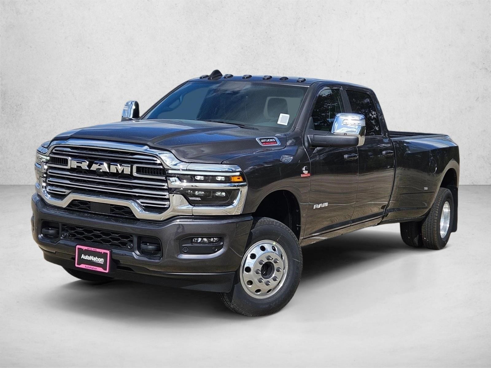 2026 RAM Ram 3500 Pickup Laramie's photo