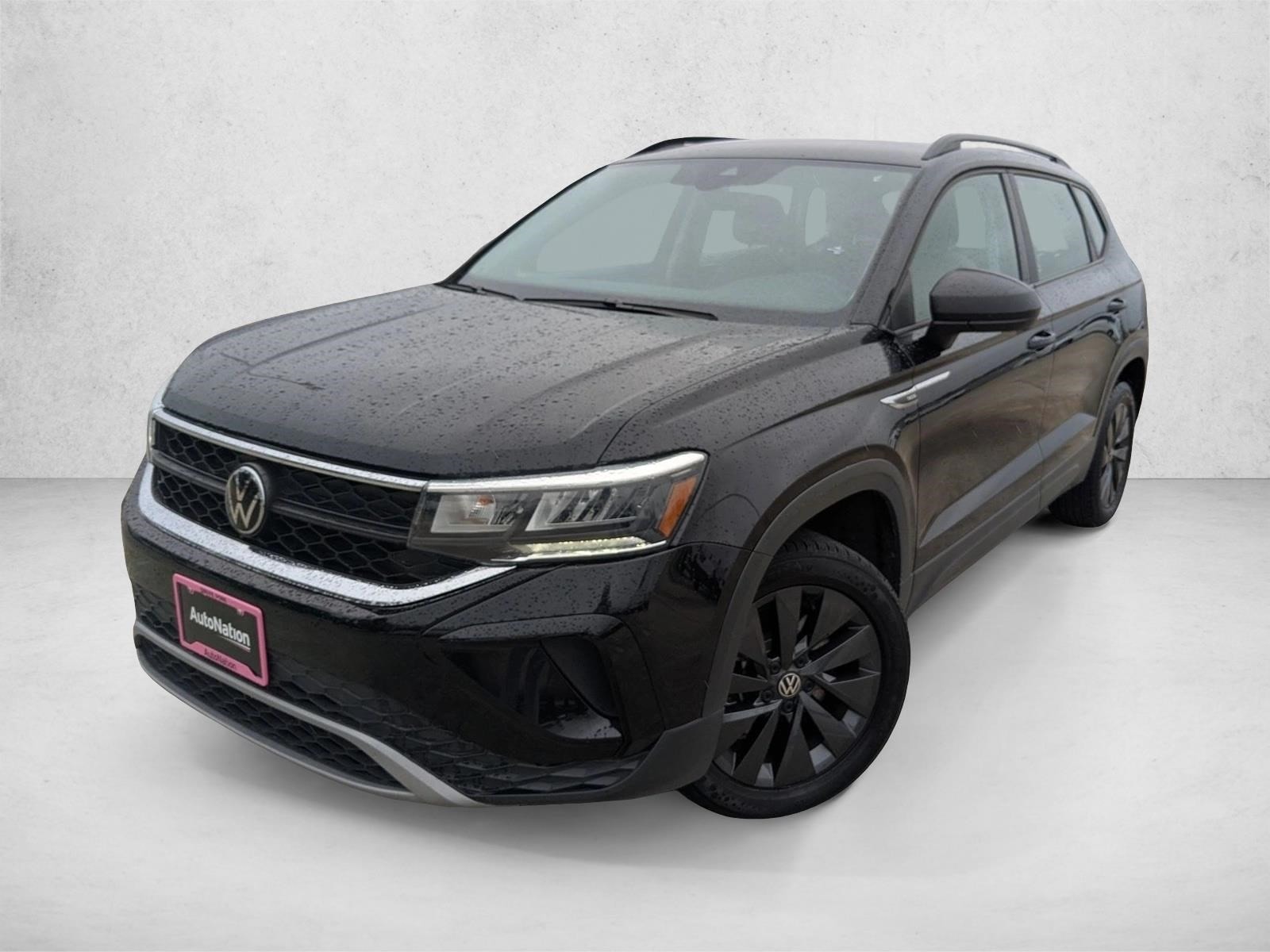 2024 Volkswagen Taos S's photo