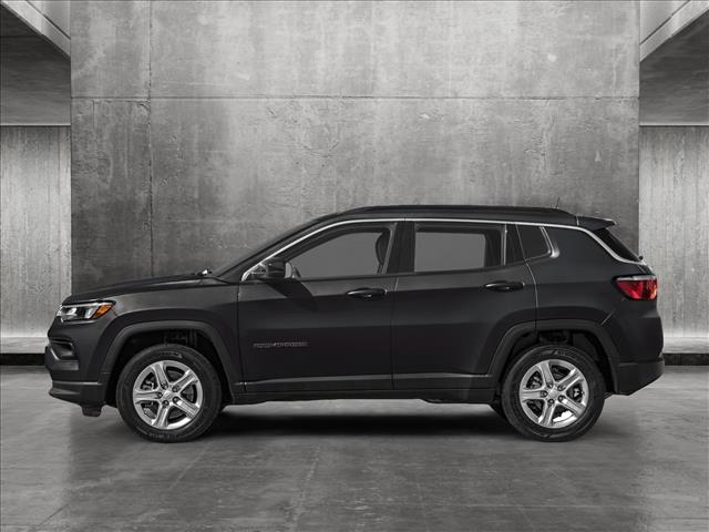 2025 Jeep Compass Latitude photo 3
