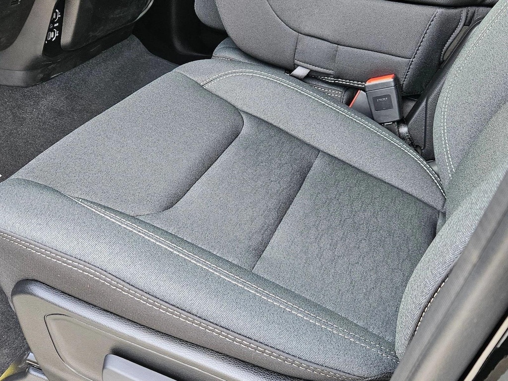New 2026 Ram 1500 Express Truck Crew Cab