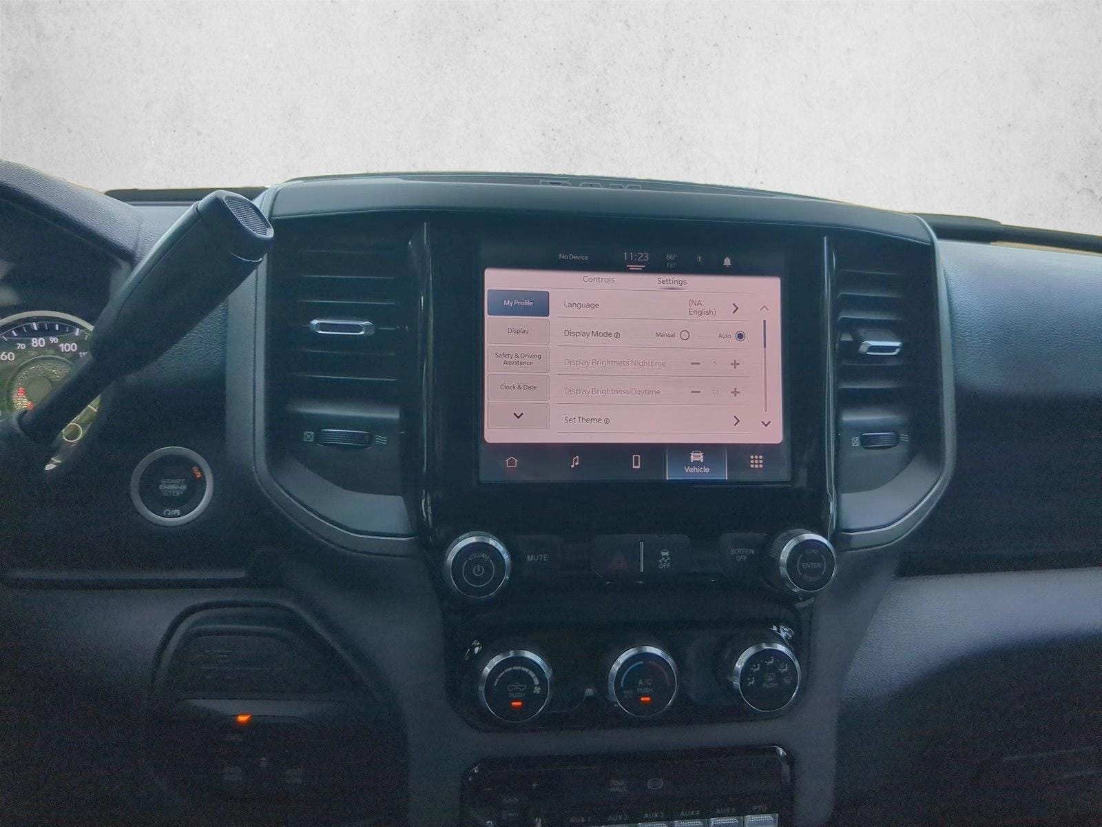 2026 RAM 3500 Chassis Tradesman - Photo 14