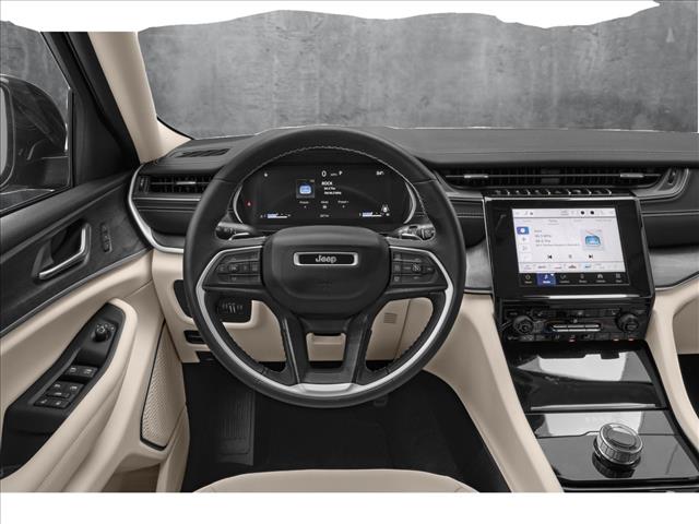 2025 Jeep Grand Cherokee Altitude X photo 4