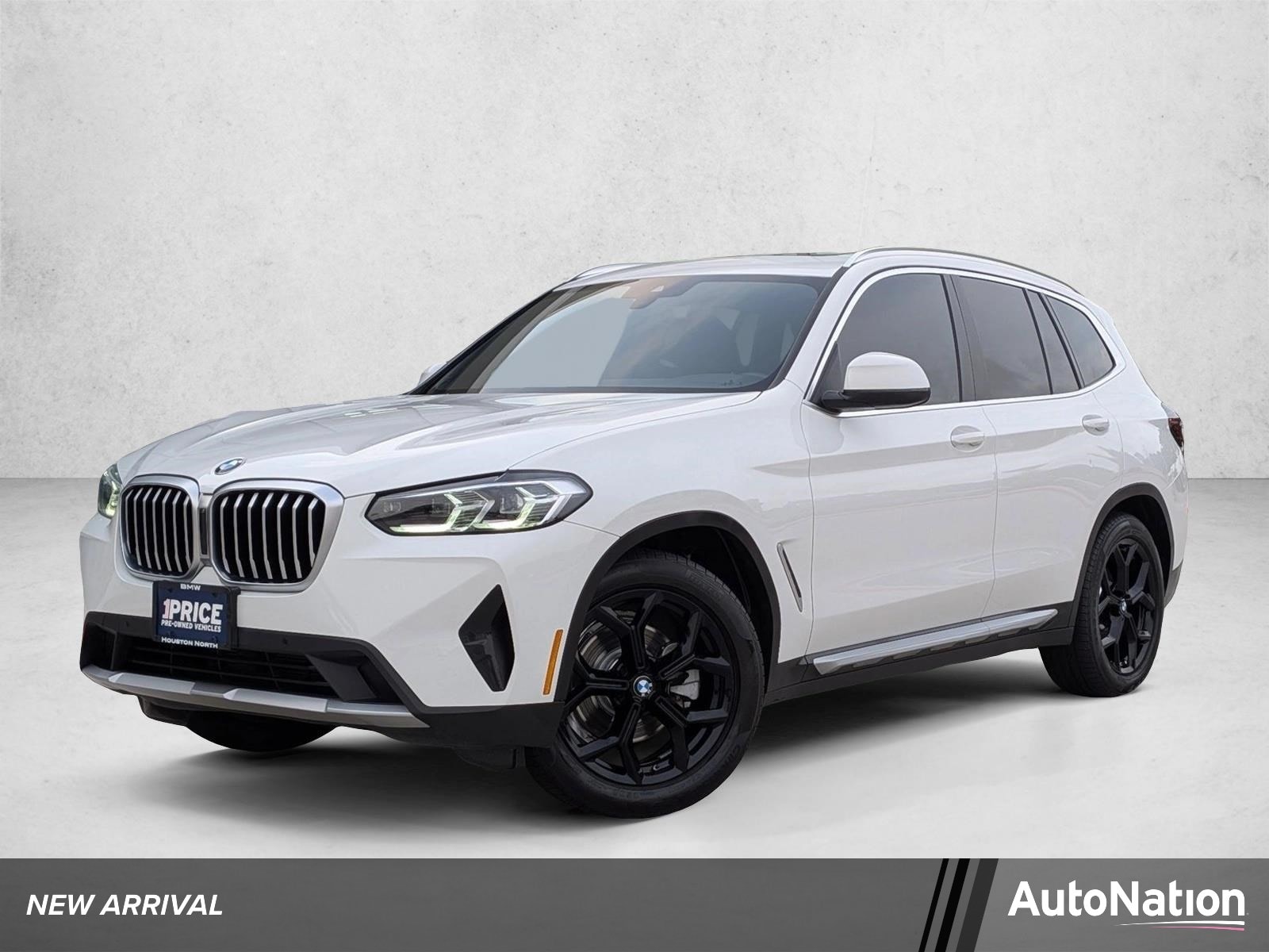 2022 BMW X3 sDrive30i's photo