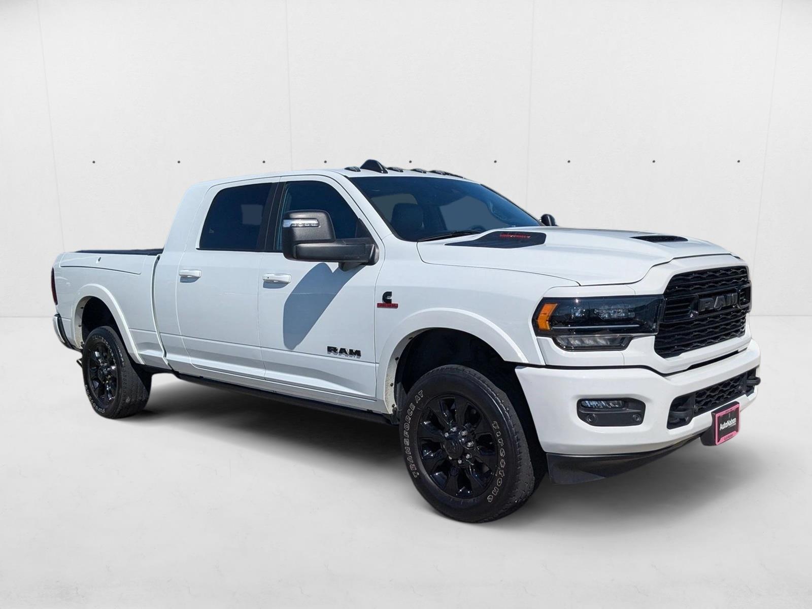 2024 Ram 2500 Limited photo 3