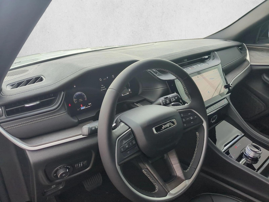 New 2026 Jeep Grand Cherokee Limited SUV