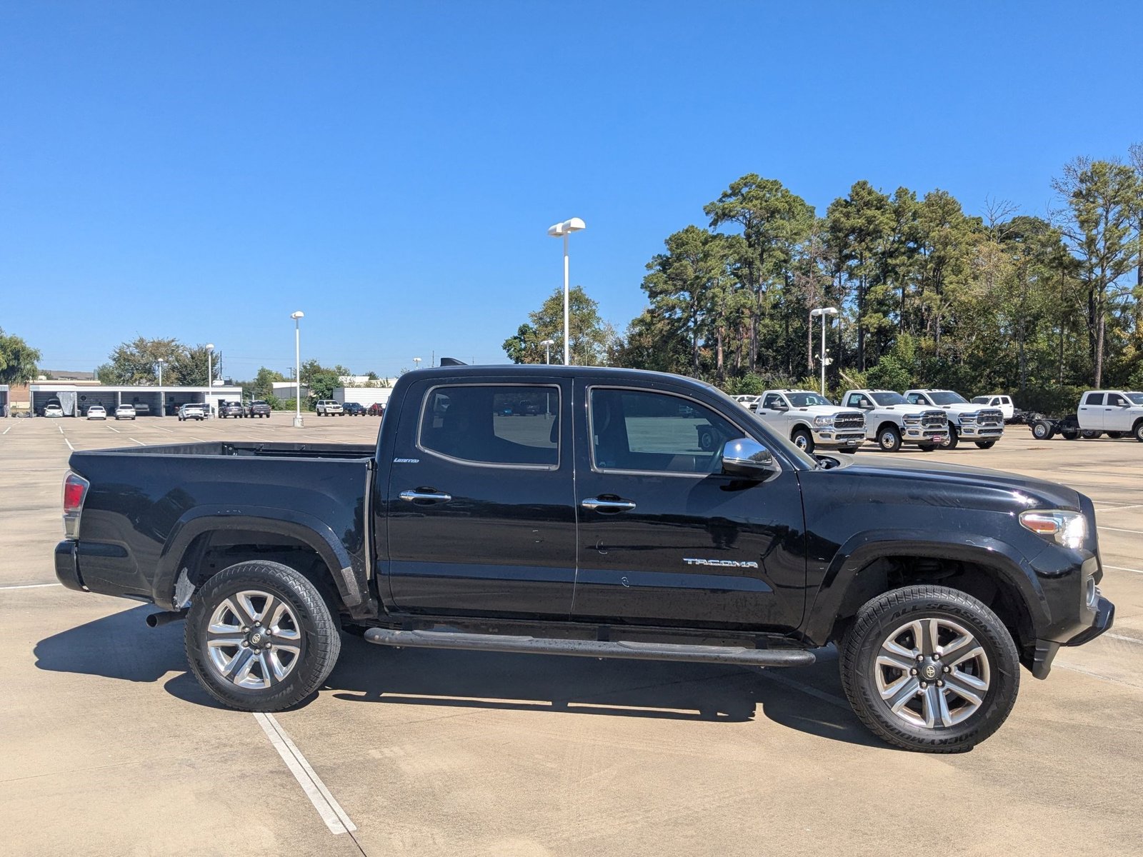2016 Toyota Tacoma Limited photo 4