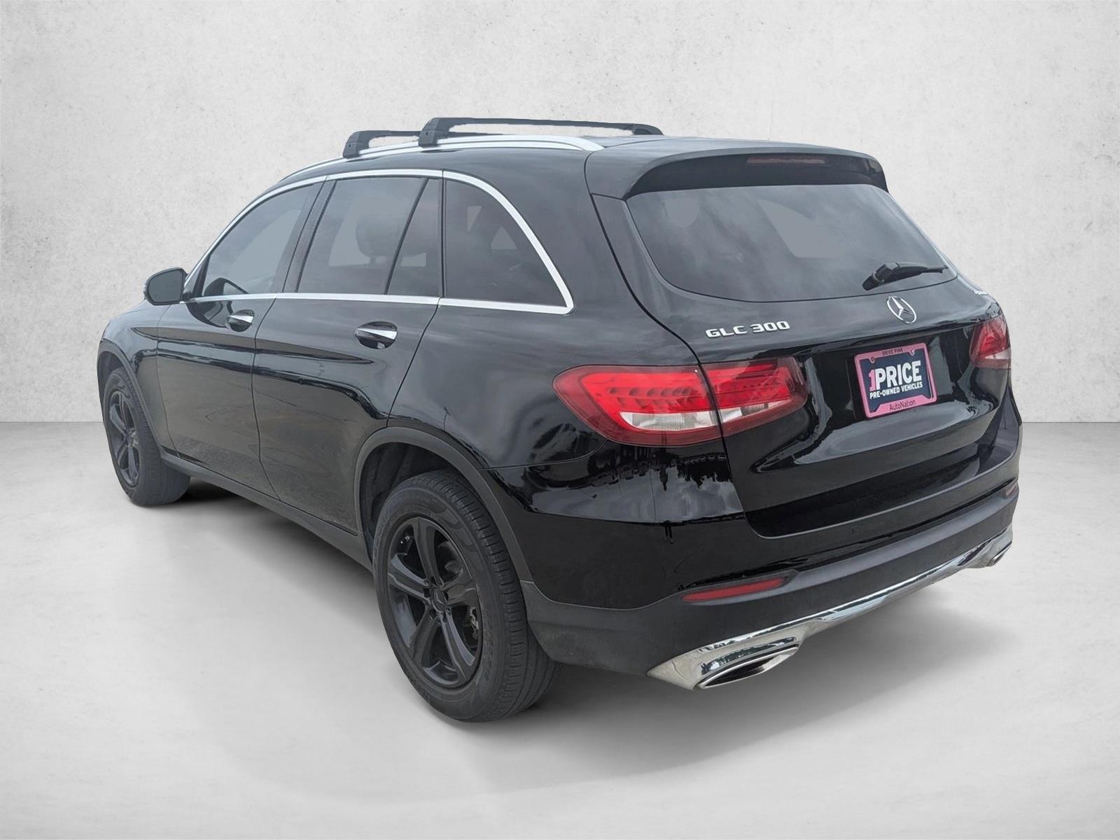 2017 Mercedes-Benz GLC GLC300 - Photo 8