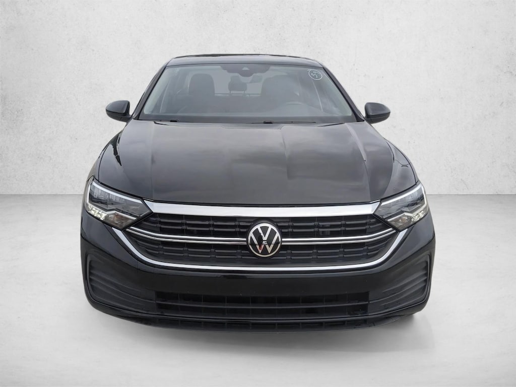 Used 2024 Volkswagen Jetta SE 4dr Car
