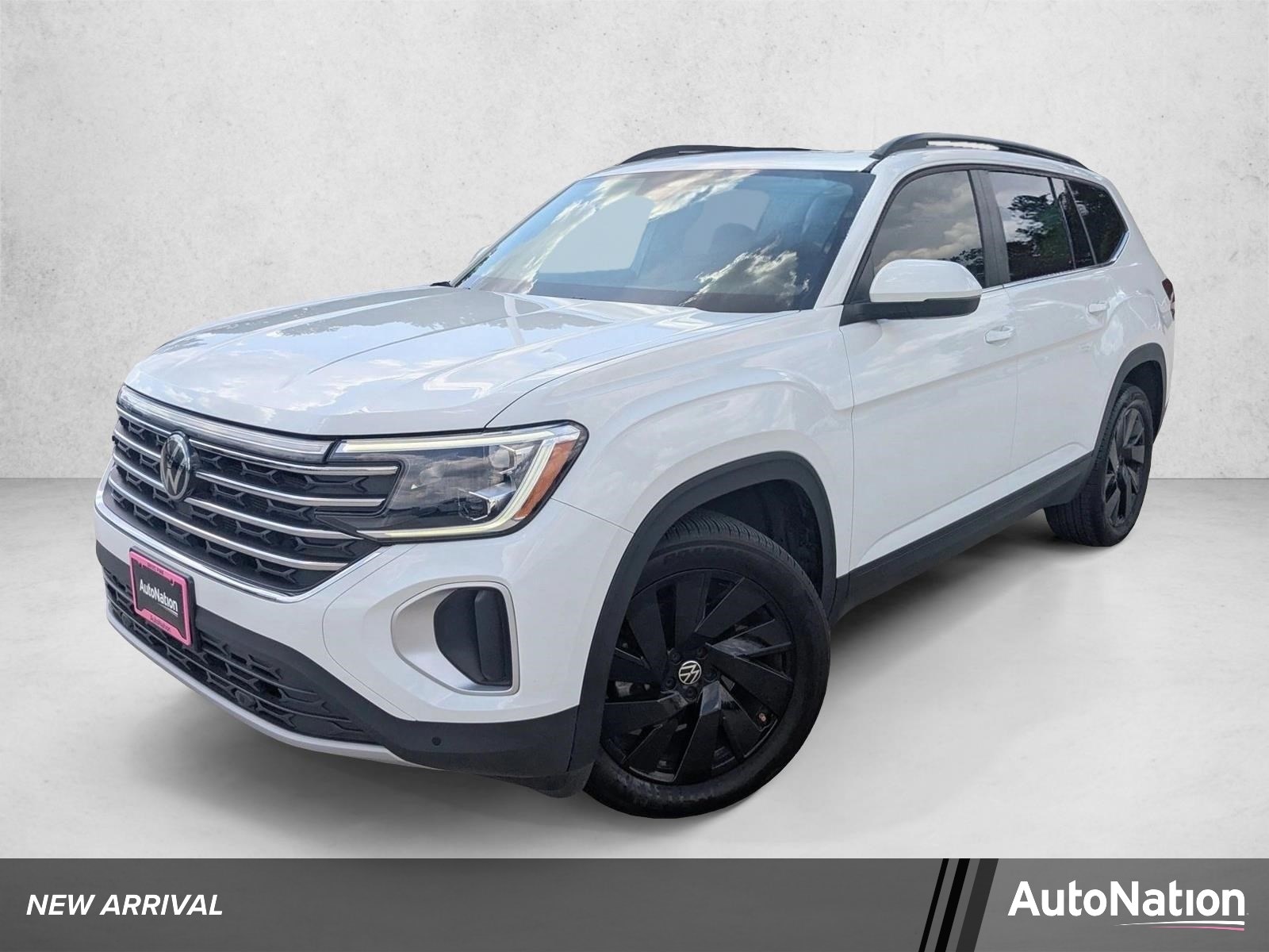 2025 Volkswagen Atlas 2.0T SE w/Tech's photo
