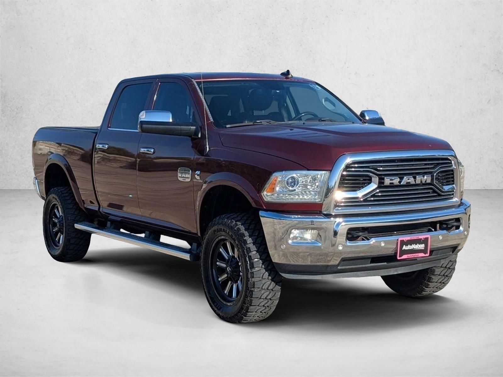 2017 Ram 2500 Longhorn photo 3