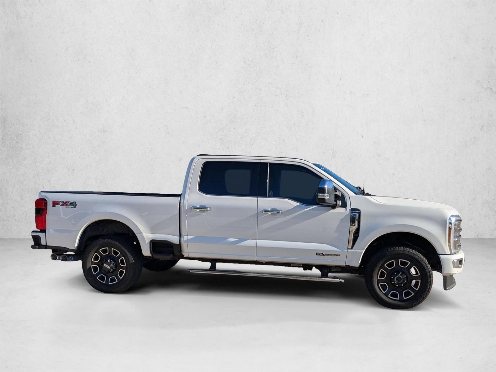 2024 Ford F-250 Platinum photo 4