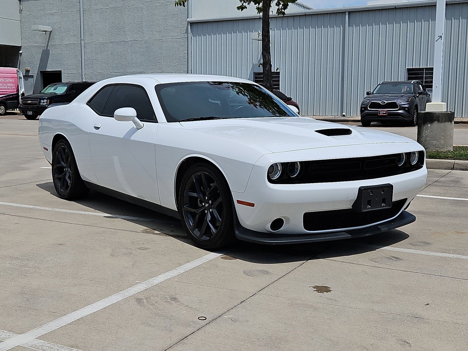 2023 Dodge Challenger GT photo 3