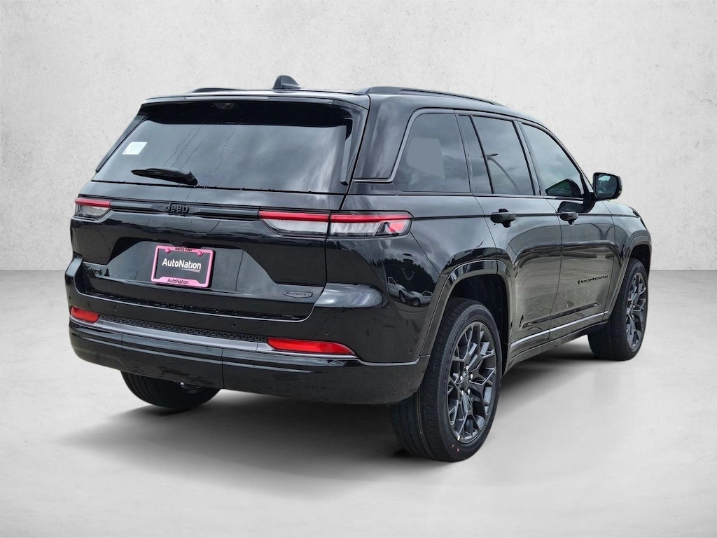 New 2026 Jeep Grand Cherokee Summit SUV