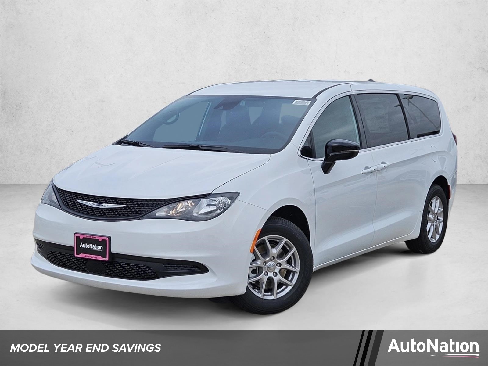 2025 Chrysler Voyager LX's photo