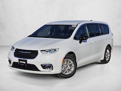 2025 Chrysler Pacifica Select Van Passenger Van