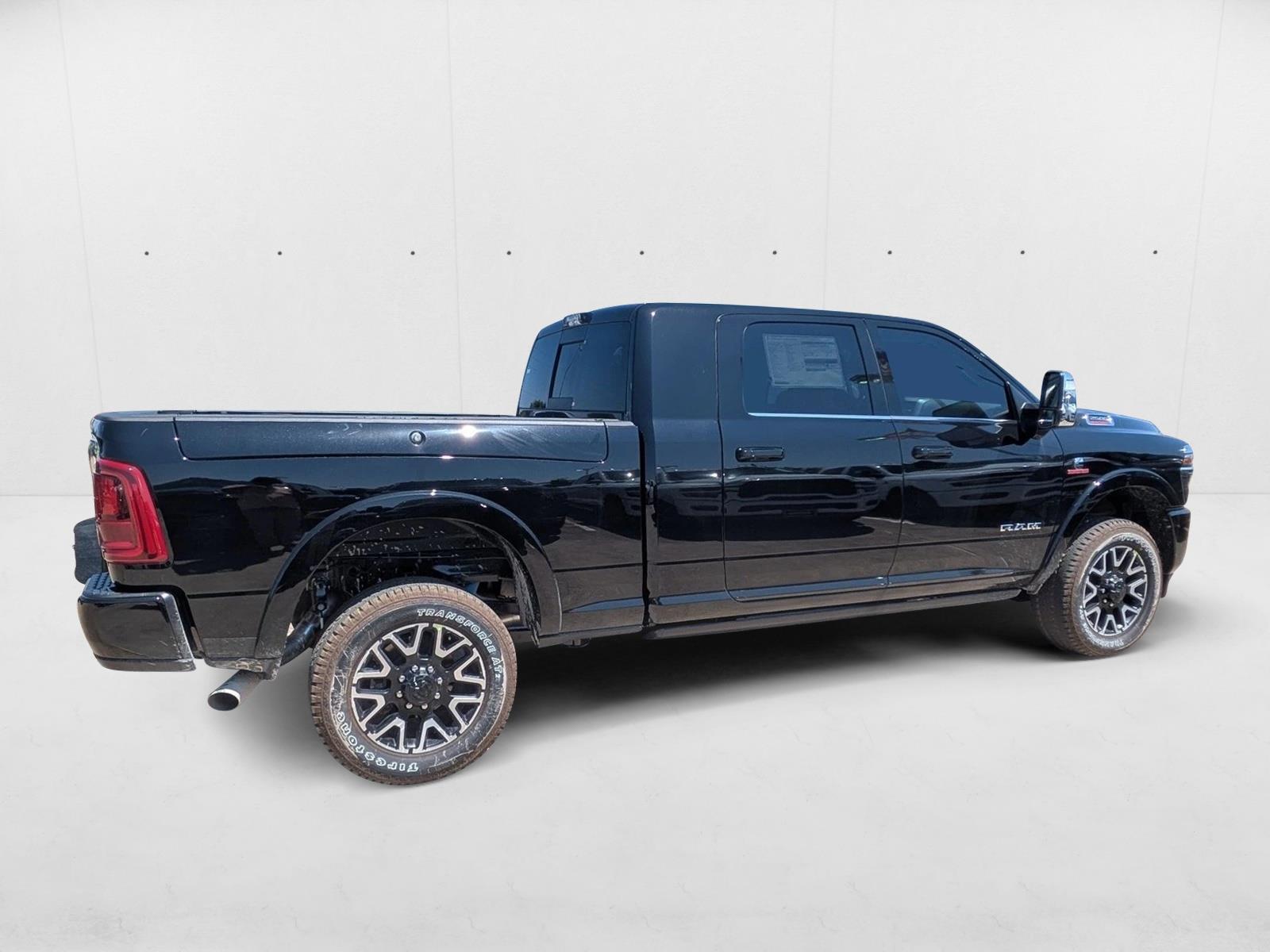 2026 Ram 2500 Longhorn photo 4