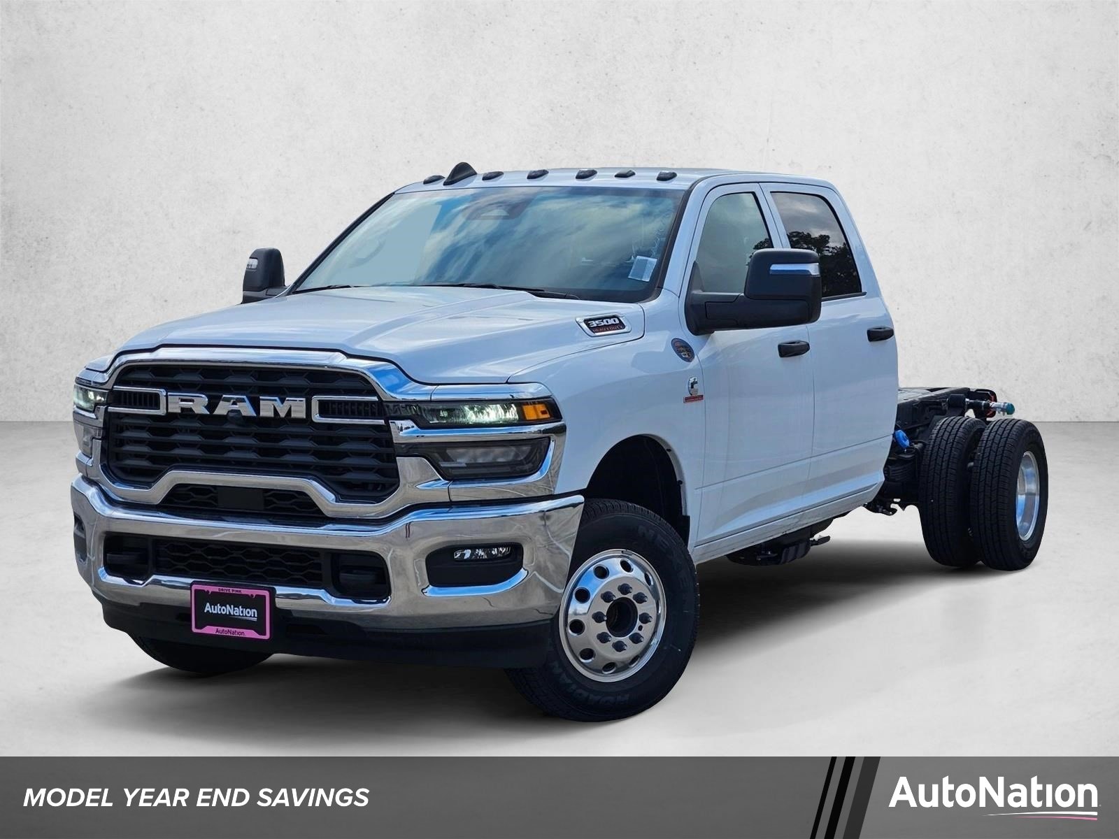2025 RAM 3500 Tradesman 4X4 Crew Cab's photo