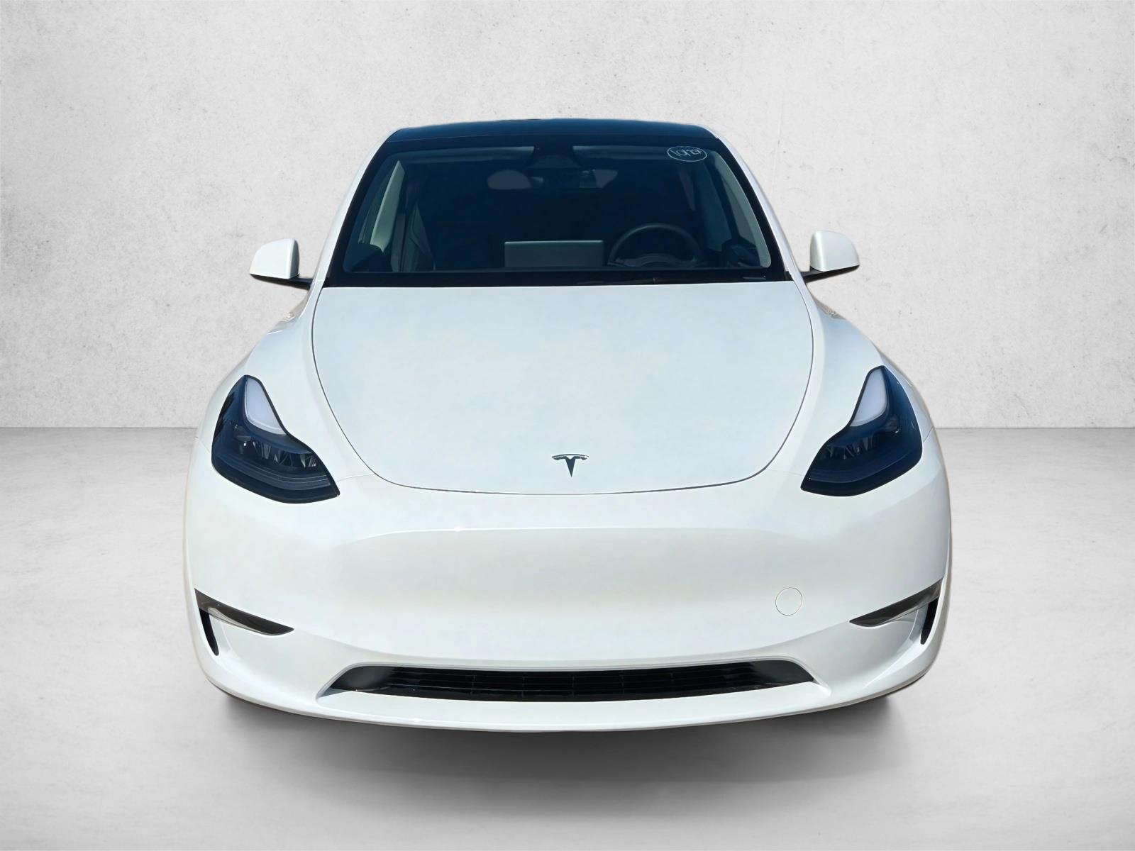 Used 2024 Tesla Model Y Long Range with VIN 7SAYGDEE5RA266591 for sale in Spring, TX