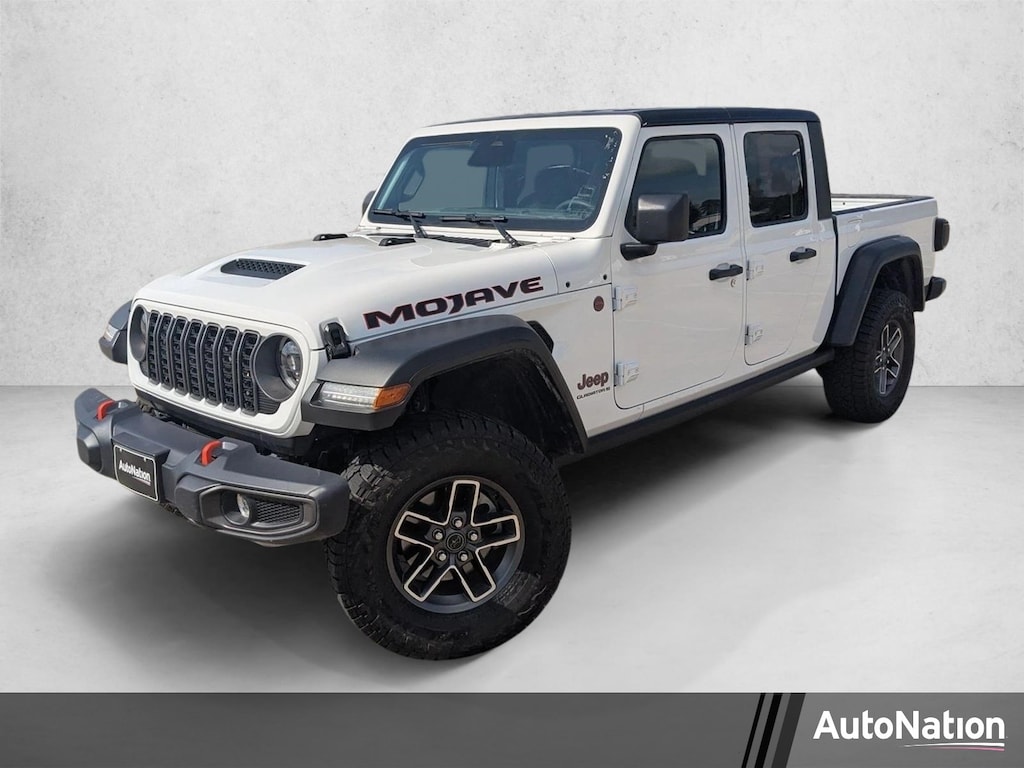 Used 2026 Jeep Gladiator Mojave Crew Cab Pickup