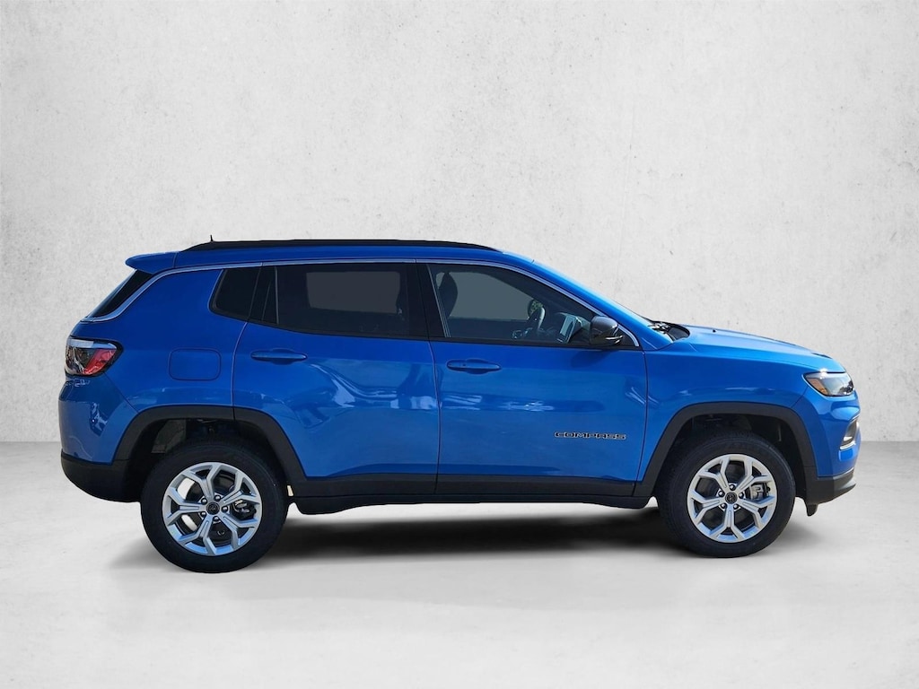 New 2026 Jeep Compass Latitude SUV