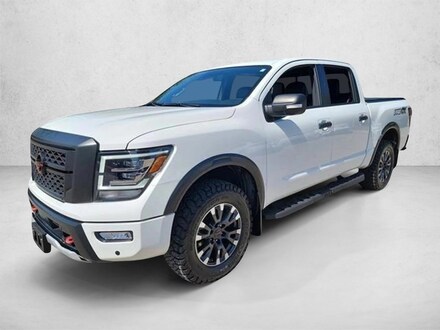 2023 Nissan Titan PRO-4X Crew Cab Pickup