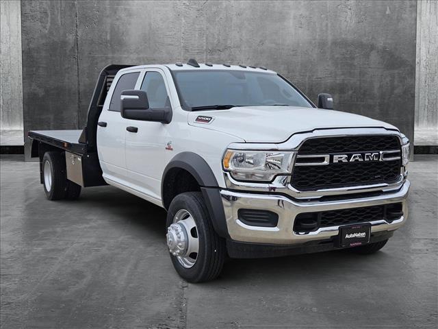 2024 Ram 5500 Tradesman photo 3