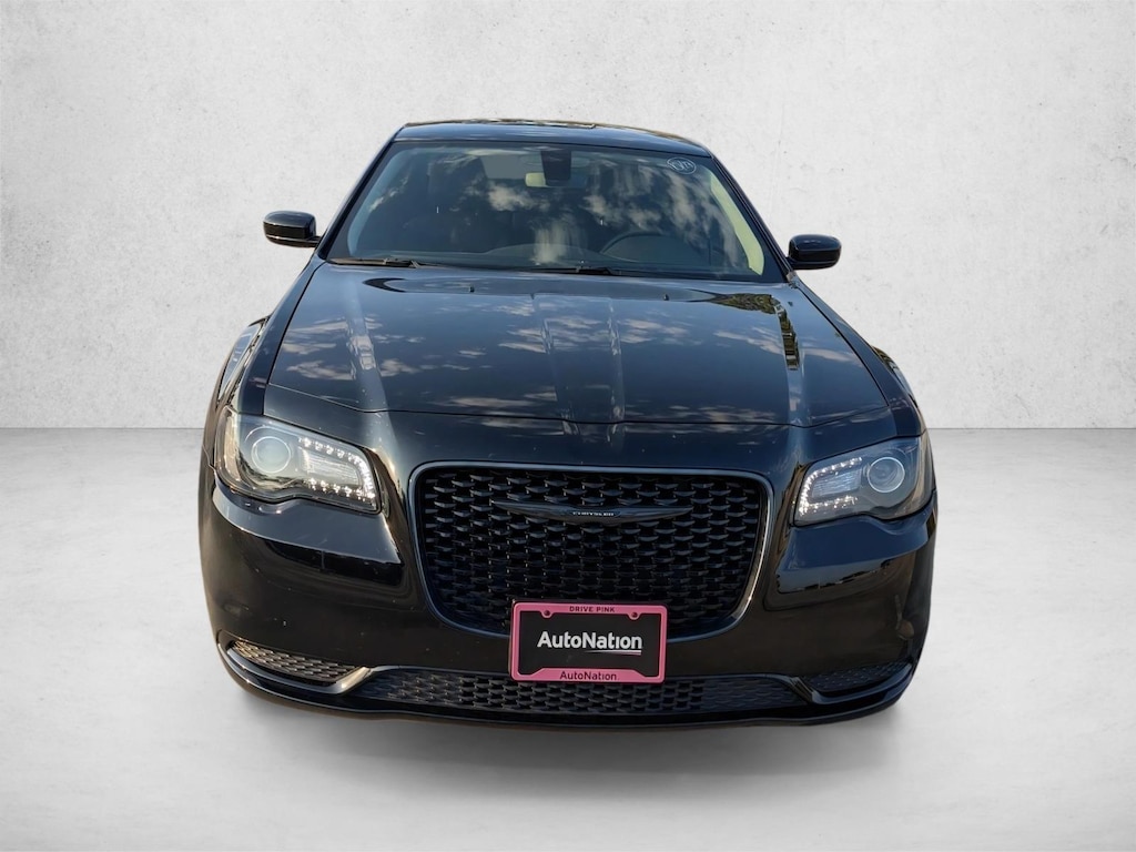 Certified 2023 Chrysler 300 Touring 4dr Car