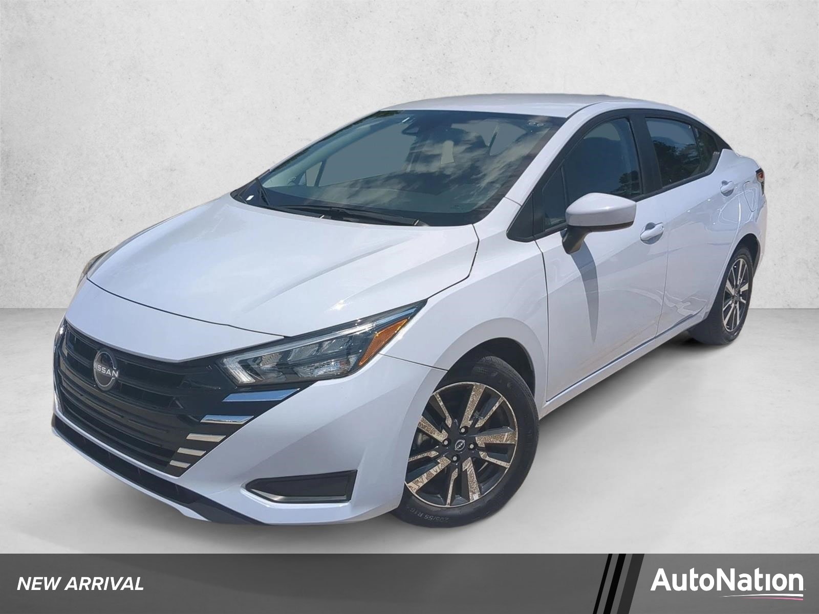 2025 Nissan Versa 1.6 SV CVT's photo