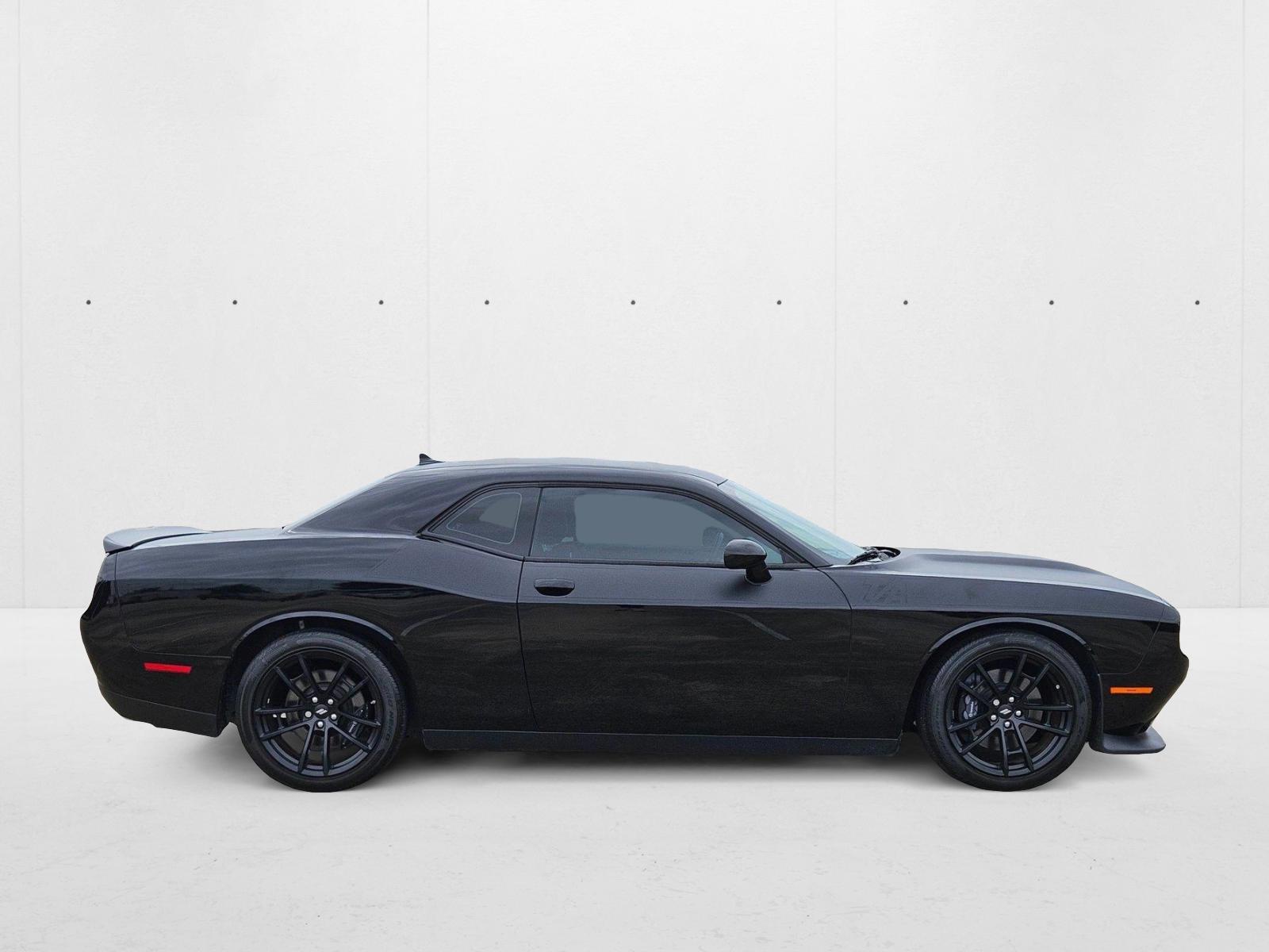 2021 Dodge Challenger R/T Scat Pack photo 4