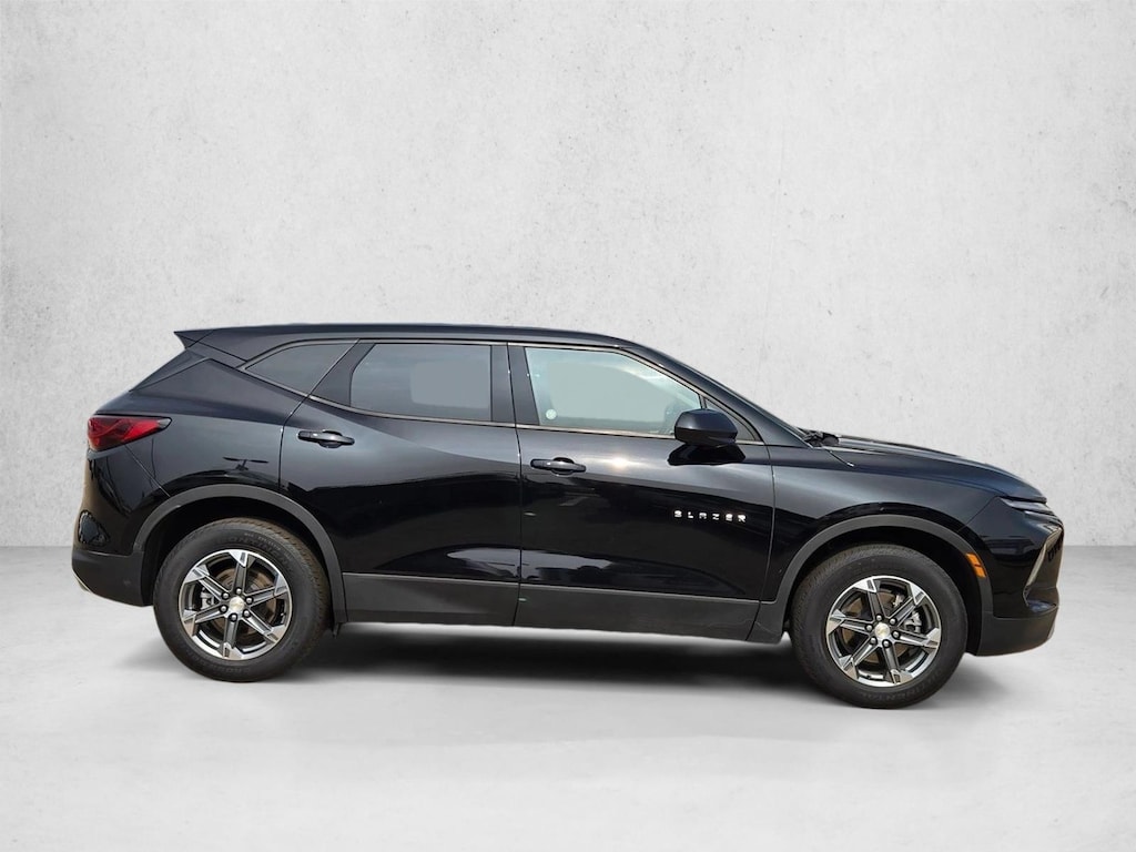 Used 2025 Chevrolet Blazer LT Sport Utility