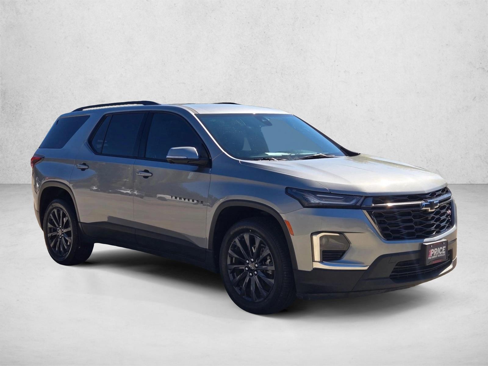 2023 Chevrolet Traverse RS photo 3