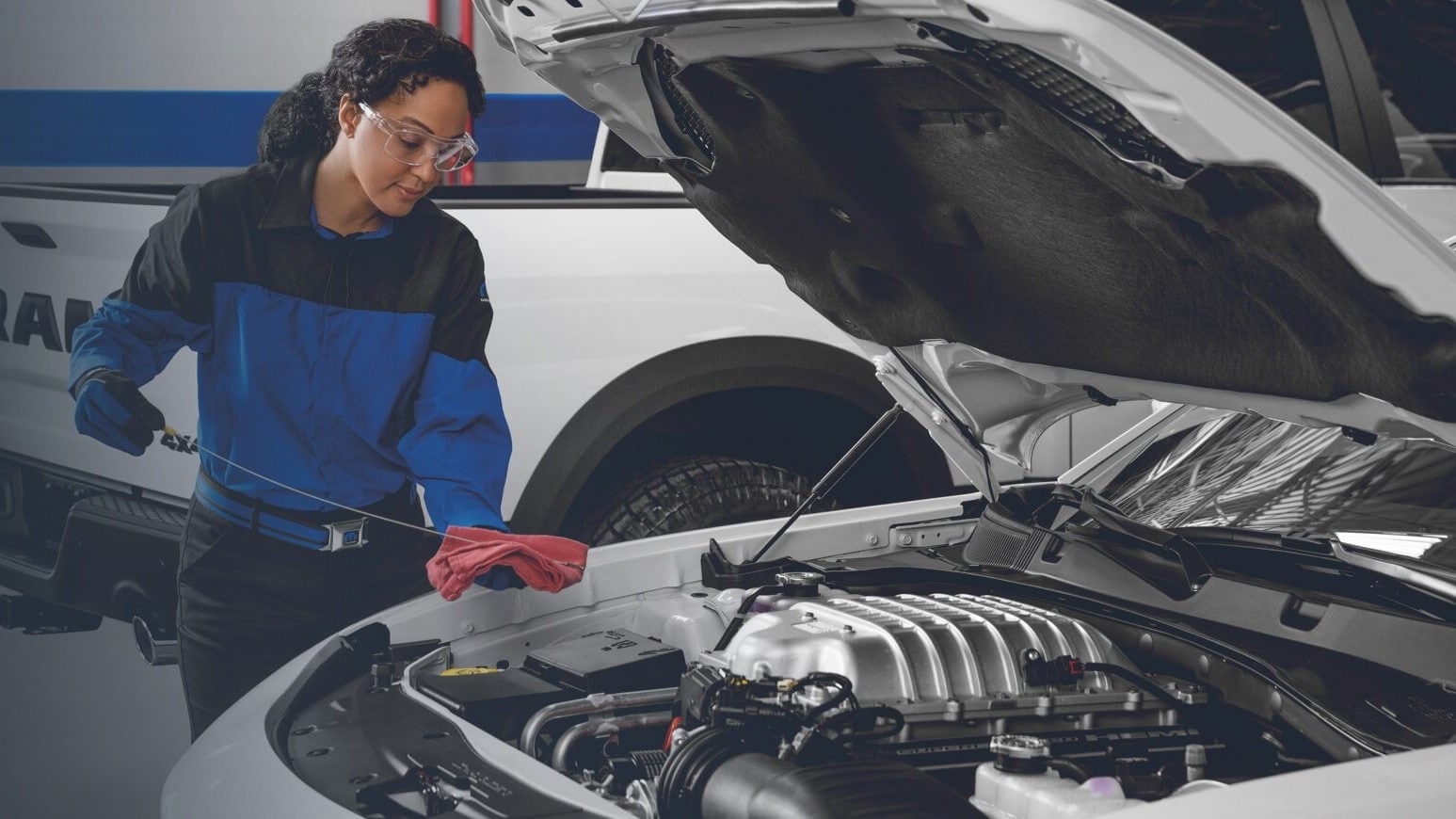 Mopar Express Service Roseville Oil Changes & More!