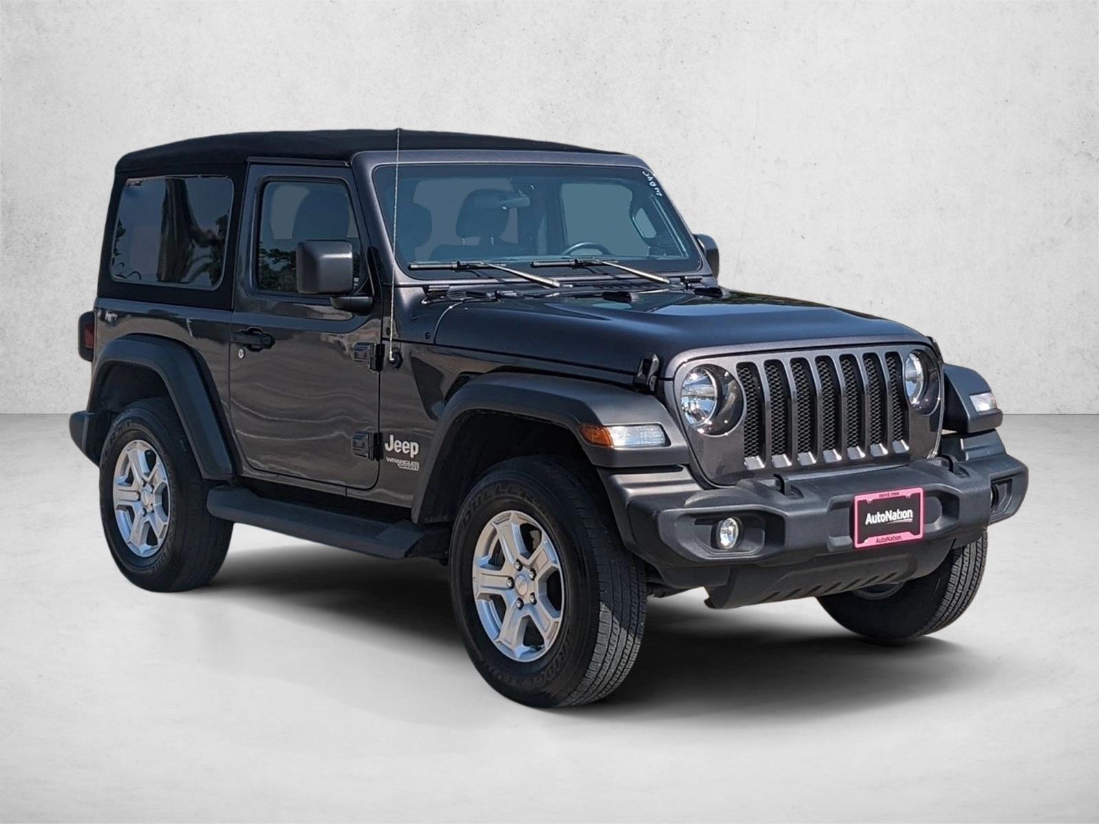 2020 Jeep Wrangler Sport S photo 3