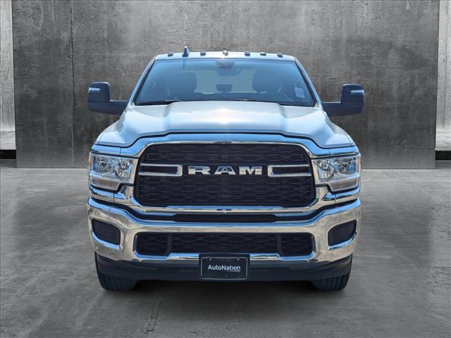 2024 Ram 2500 Tradesman photo 2