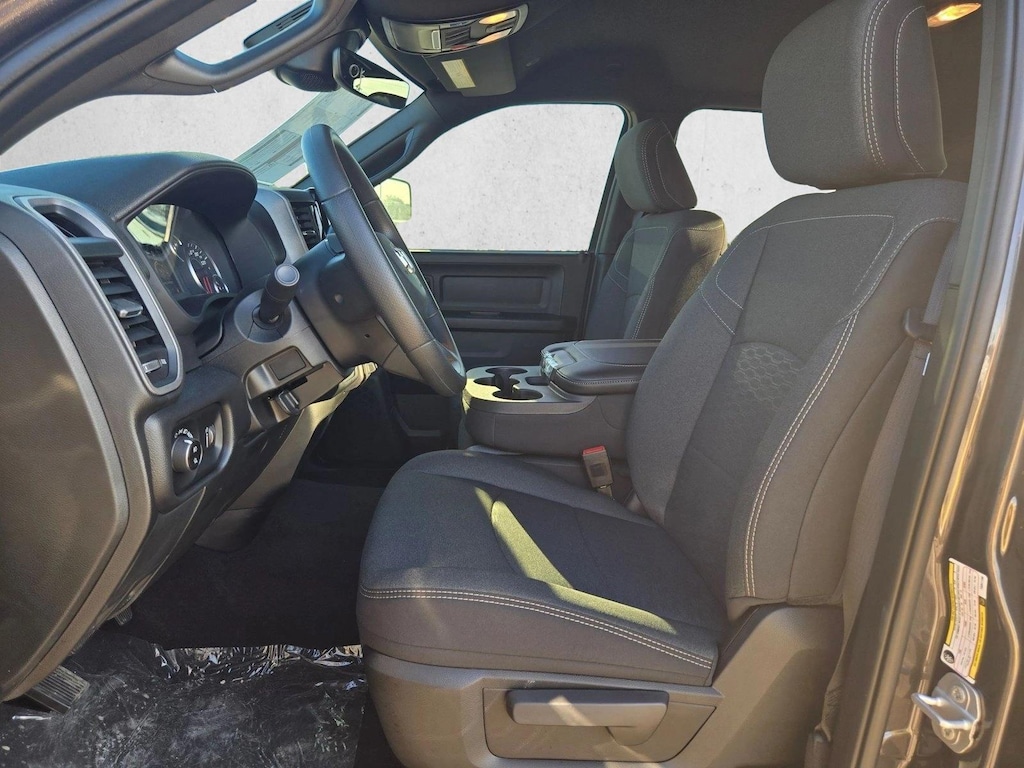 New 2026 Ram 2500 Black Express Truck Crew Cab