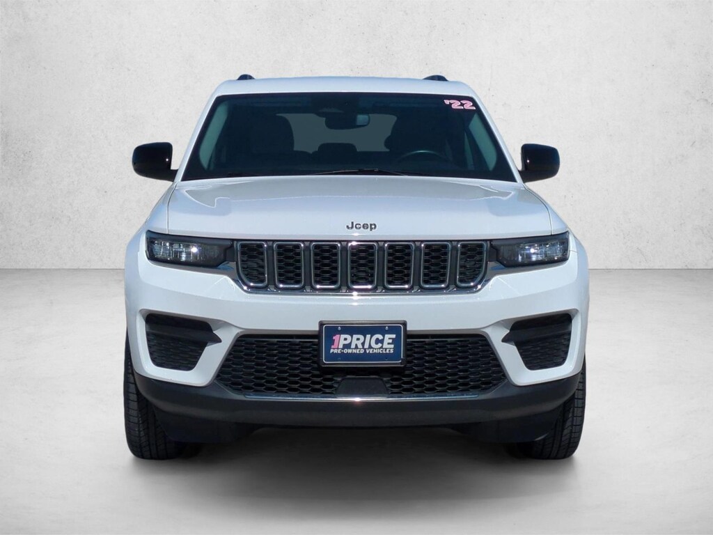 Used 2022 Jeep Grand Cherokee Laredo Sport Utility